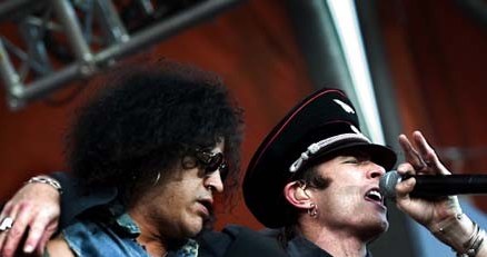 Slash i Scott Weiland (Velvet Revolver) /arch. AFP