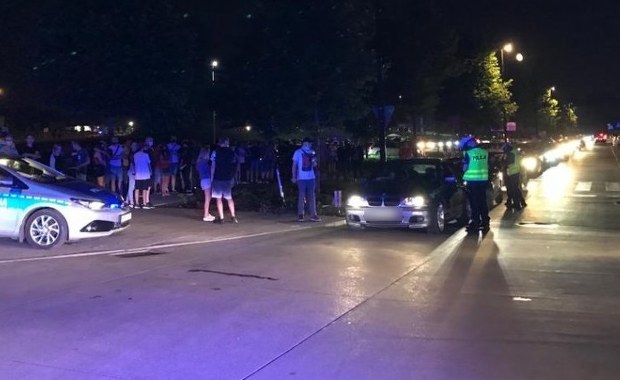 Śląskie: Policja udaremniła nielegalne wyścigi samochodowe
