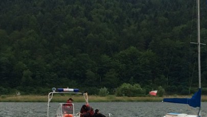 Śląskie: Poszukiwania 25-letniego kajakarza na Jeziorze Międzybrodzkim