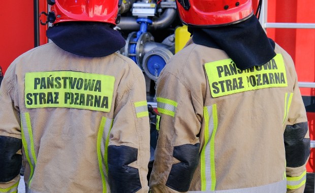 Śląskie: Pożar domu. 16 osób ewakuowało się przed przybyciem straży