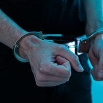 Śląskie: Zatrzymano 30-latka poszukiwanego czterema listami gończymi