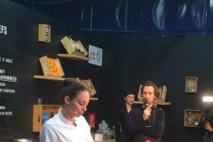 Sławni cukiernicy organizują darmowe degustacje ciastek w paryskim metrze