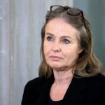 Sławni rodzice byli dla niej obciążeniem. To dlatego nie poszła w ich ślady