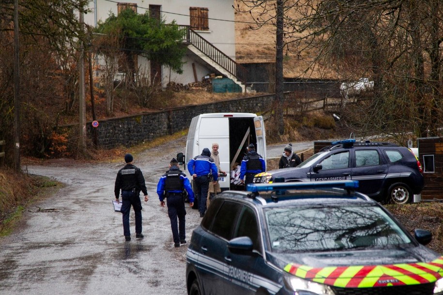 Śledczy wrócili do wioski w czwartek /	Durand Thibaut/ABACA /PAP/Abaca