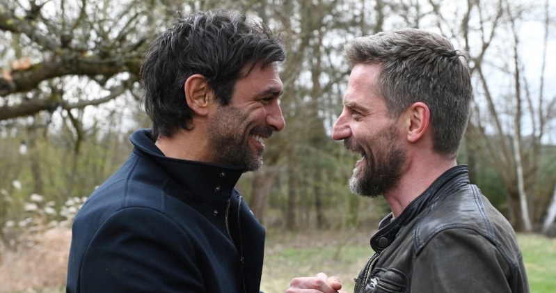 Śledztwo przywiedzie Reksa i jego opiekuna Marco Terzaniego do Warszawy /Źródło: AIM