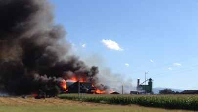 Śledztwo ws. pożaru w Szybowicach. Ogień strawił tartak, dom i maszyny