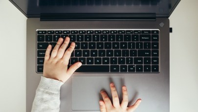 Śledztwo ws. programu "Laptop dla ucznia" umorzone