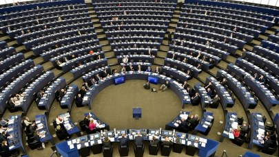 Śledztwo ws. zatrudniania fikcyjnych asystentów przez europosłów PiS