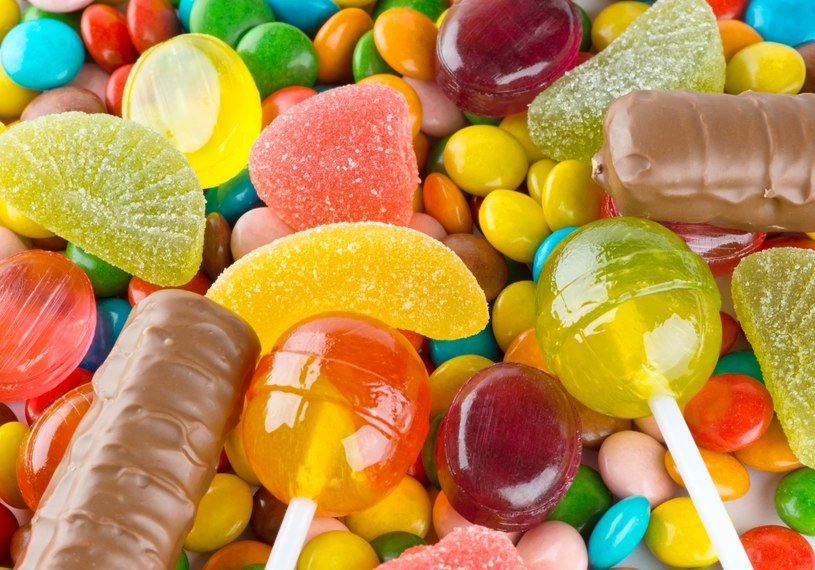 Słodki smak potrafi być uzależniający /123RF/PICSEL