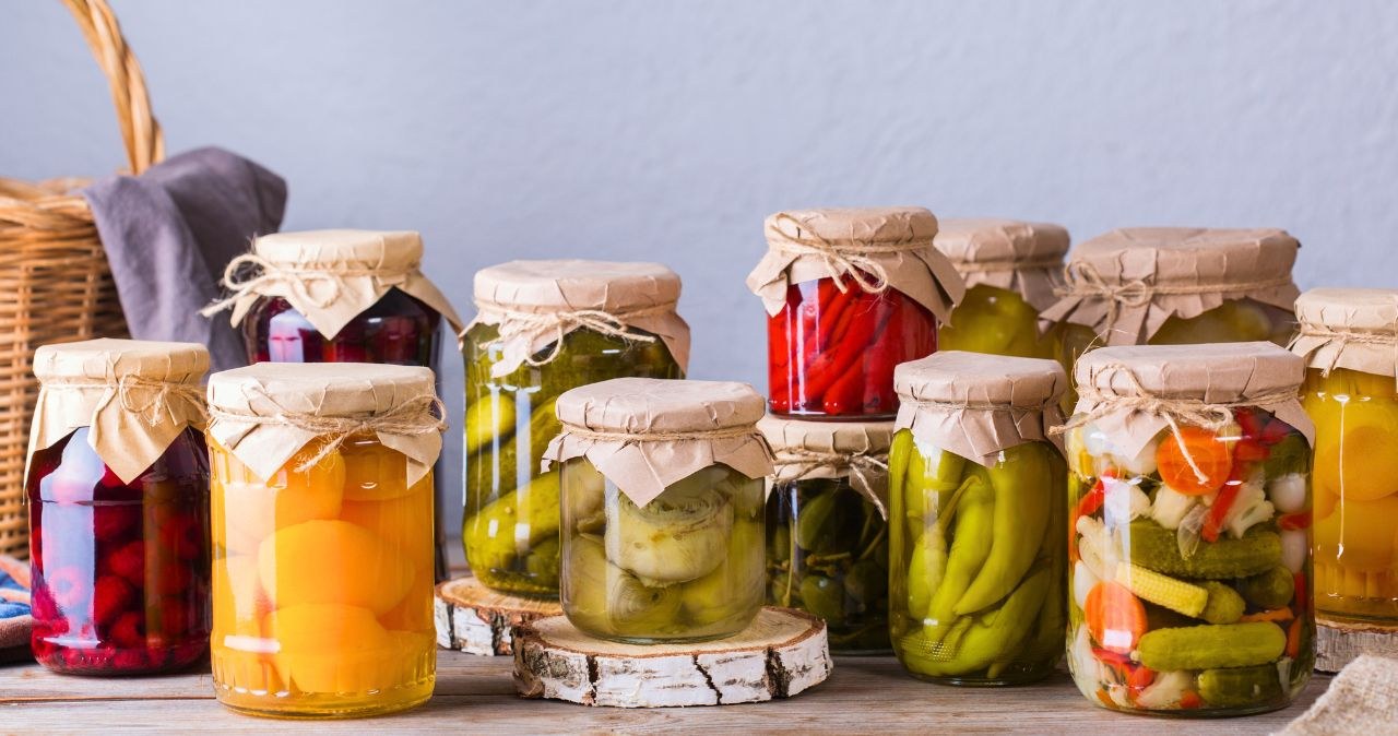 Słoiki i akcesoria do przetworów 1+1 gratis! Zrób zapasy za pół ceny /CanvaPro /INTERIA.PL