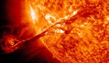 Słońce chce nas zniszczyć? Ogromna plama zwiastuje kolejną zorzę polarną