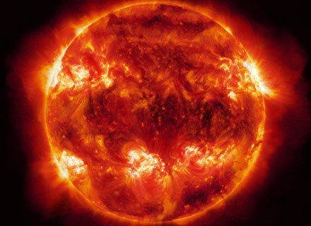 Słońce usmaży Ziemię... (nz. Słońce w grudniu 2007 r.) /AFP