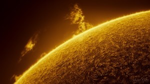 Słońce wyrzucające ogrom plazmy uchwycone na niesamowitym wideo