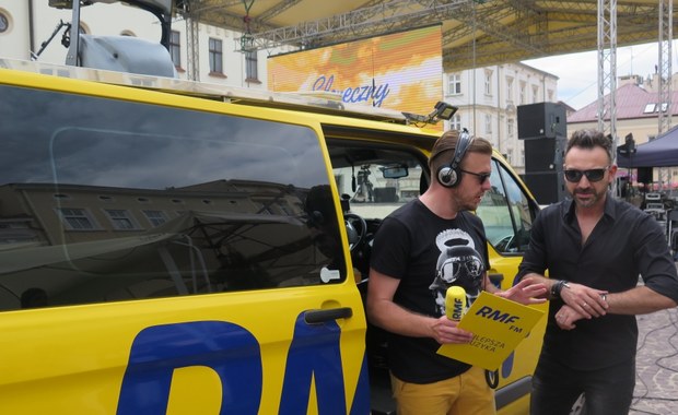 Słoneczny Patrol RM FM w Rzeszowie. Wakacyjne karaoke z Mateuszem Ziółko