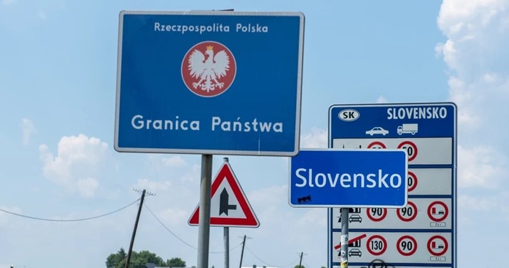 Słowacja wprowadza nowe, jednodniowe winiety /Marcin Szkodziński /Agencja FORUM /
