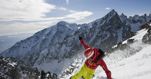 Słowackie Tatry przyciągają miłośników nart i snowboardu. Fot. www.aquacity.sk /