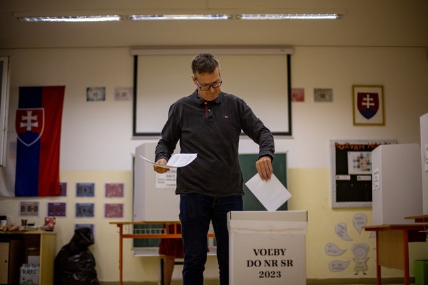 Słowacy głosują w wyborach /Martin Divisek /PAP/EPA