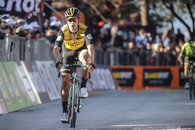 Słoweniec Primoz Roglic (LottoNL-Jumbo) finiszuje na trzecim etapie Tirreno-Adriatico /	DARIO BELINGHERI /PAP/EPA