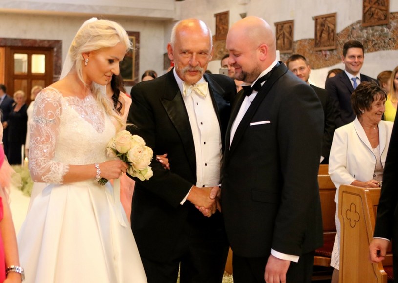 Ślub Korynny Korwin-Mikke i Bartłomieja Pejo /MAREK ZIELINSKI/East News /East News