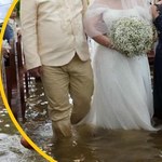 Ślub po kolana w wodzie. Te zdjęcia obiegły cały świat