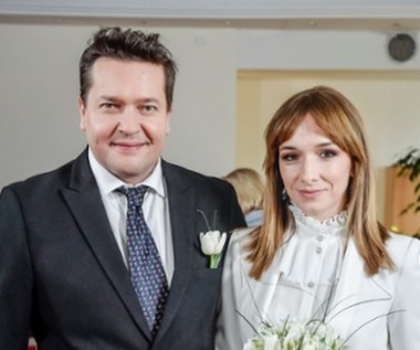 Ślubu nie będzie! Historia miłosna Michała Brzozowskiego (Robert Kudelski) oraz Igi Przybysz (Lidia Sadowa) zatoczyła koło. Zbliżyła ich do siebie sprawa zaginięcia Kingi, żony Michała. Iga, która jest policjantką, prowadziła tę sprawę. Ta sama sprawa spowodowała też, że ich drogi się rozeszły. Choć byli już o krok od ślubu - w Urzędzie Stanu Cywilnego, w obecności rodziny i przyjaciół z Wspólnej, właśnie mieli powiedzieć sobie "tak".