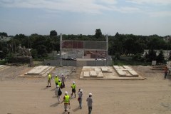 Słuchacze na budowie Stadionu Narodowego