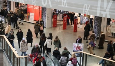 Słuchasz celebryty? Wpędzasz się w kłopoty, o detoks jest ciężko