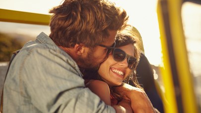 Słuchasz tej piosenki? Sprawdź, co mówi o twoim związku! 