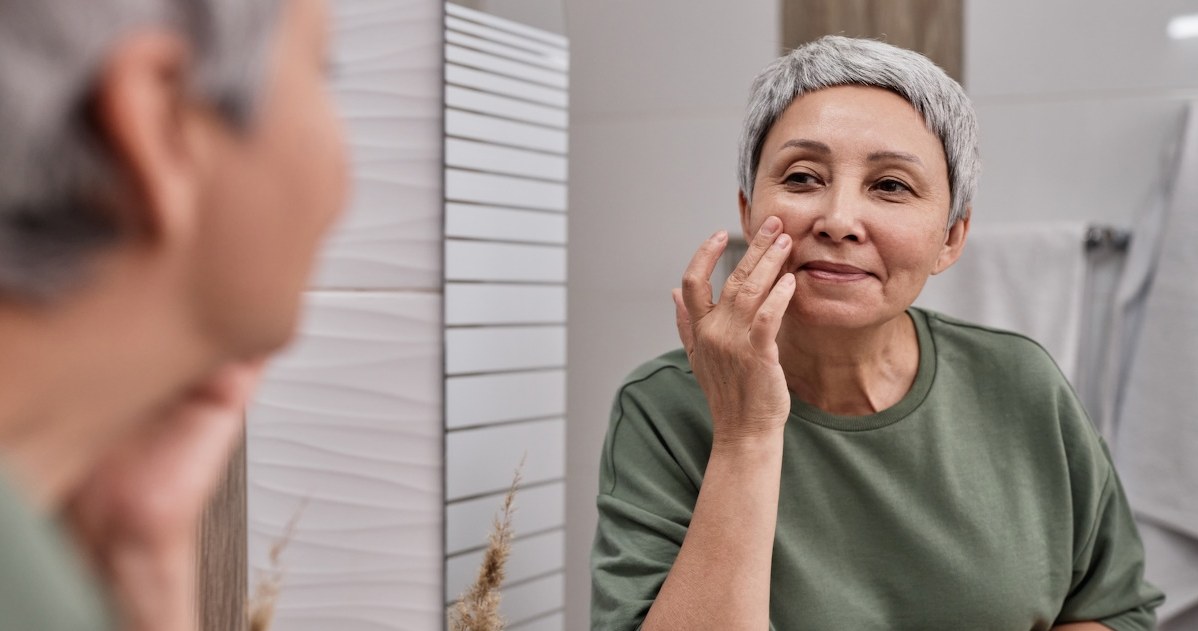 Slugging doskonale nawilża twarz /123RF/PICSEL