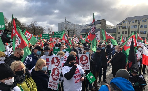 ​Słupsk kontra Słupsk. Protest przeciw przejęciu części gminy przez miasto