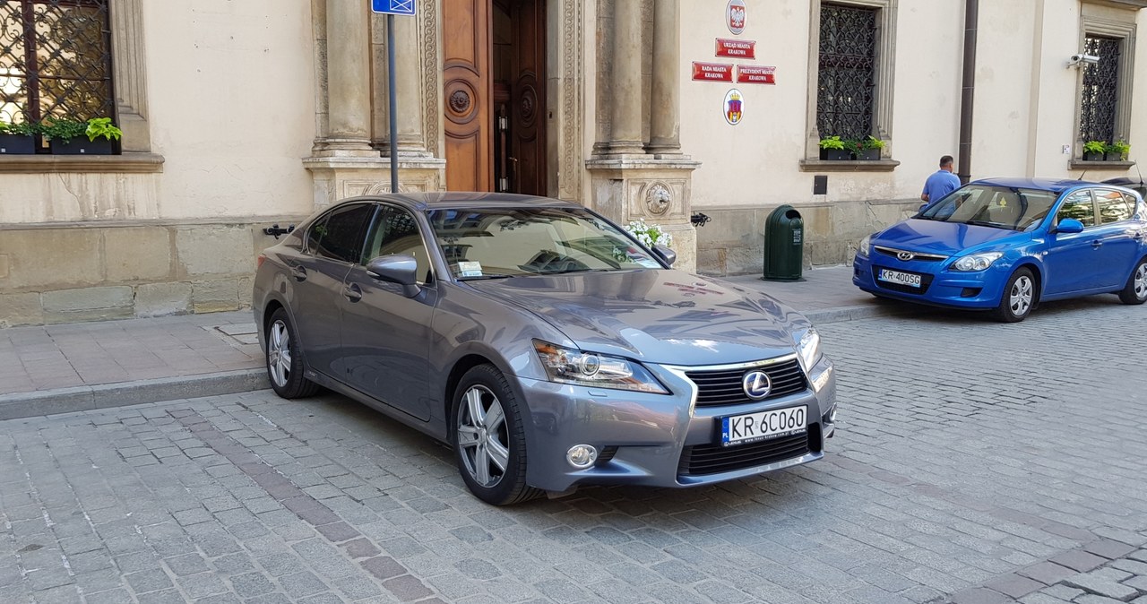 Służbowy lexus prezydenta Krakowa /INTERIA.PL