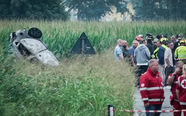 Służby na miejscu tragedii /Tino Romano /PAP/EPA