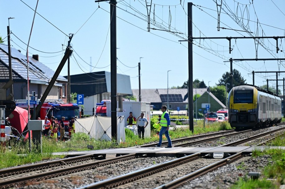 Służby na miejscu tragicznego wypadku w Belgii /Dirk Waem/Belga/Shutterstock/ Rex Features /East News