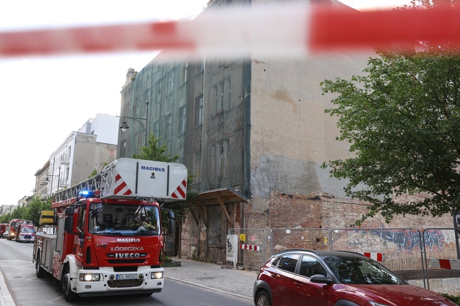 Służby na miejscu zdarzenia /Marian Zubrzycki /PAP