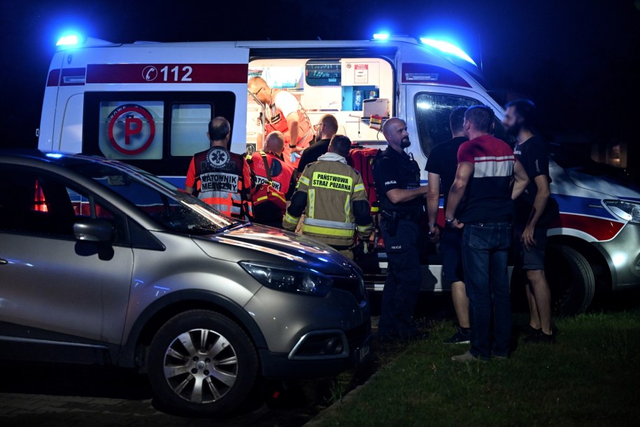 Służby na miejscu zdarzenia /Wojtek Jargilo /PAP