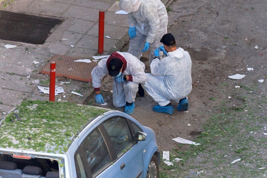 Służby na miejscu zdarzenia /ACHILLEAS CHIRAS /PAP/EPA