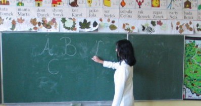 Służby podatkowe Białorusi nękają nauczycieli języka polskiego w Grodnie /RMF