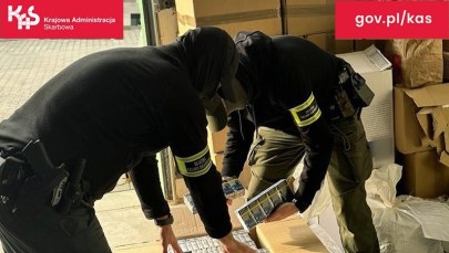 Służby przejęły pół miliona nielegalnych papierosów