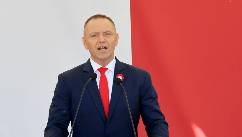 Służby w domu Nawrockiego: Fałszywe zgłoszenie ws. pożaru i wyważone drzwi
