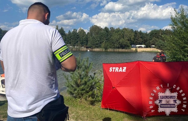 Służby w pobliżu zbiornika Nakło-Chechło /Policja Śląska /