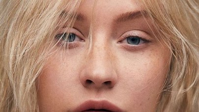 Słynna piosenkarka bez makijażu. Nie do poznania! 