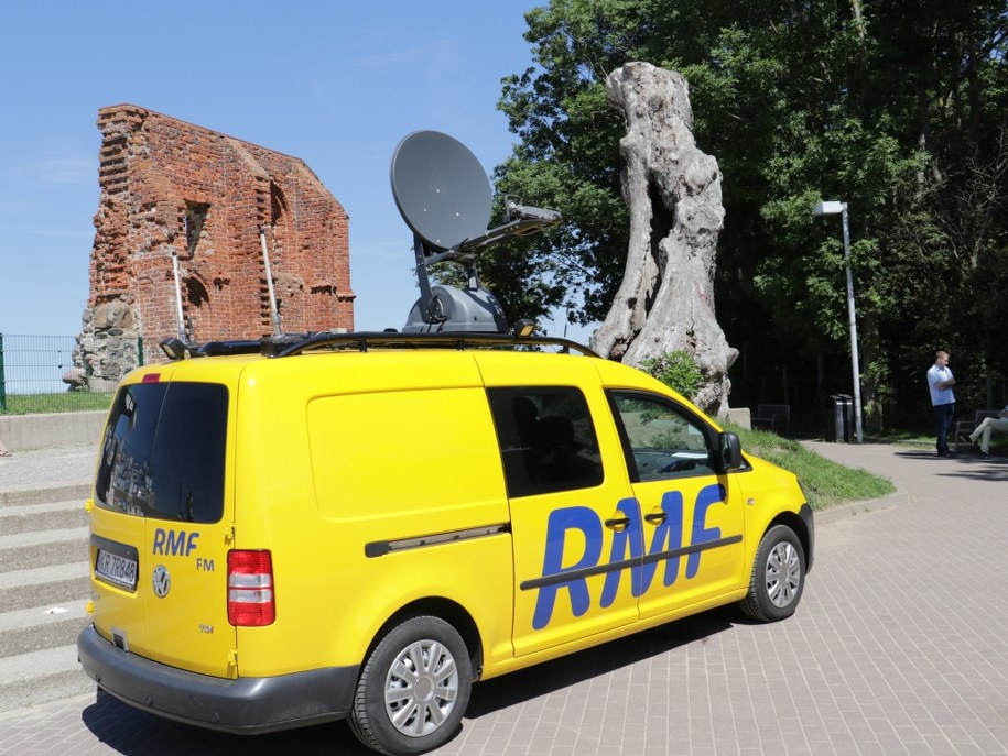 Słynne ruiny XIII-wiecznego kościoła w Trzęsaczu /Jakub Rutka /RMF FM