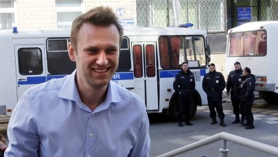 Słynny bloger zostanie w areszcie domowym