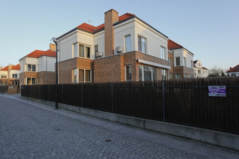 Słynny dom Cichopek i Hakiela na Wilanowie /Paweł Dąbrowski /East News