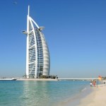 Słynny hotel-gigant w Dubaju zamknięty. 18 miesięcy bez gości