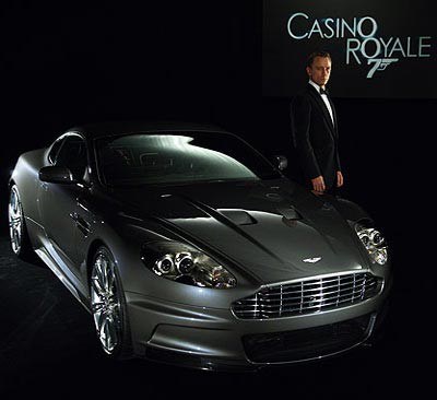 Słynny już nowy "bondowski" Aston Martin /
