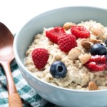 Smaczna i zdrowa, ale nie dla wszystkich. Te osoby powinny zrezygnować z owsianki