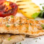 Smaczniejsza i zdrowsza od łososia, ale i tak ją omijamy. Ma delikatne mięso, brak tłuszczu i ości