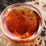 Smak ma średni, ale moc wielką. Wybitny olej dla serca, na odchudzanie i piękną skórę