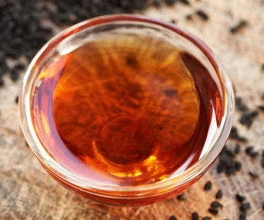 Smak ma średni, ale moc wielką. Wybitny olej dla serca, na odchudzanie i piękną skórę